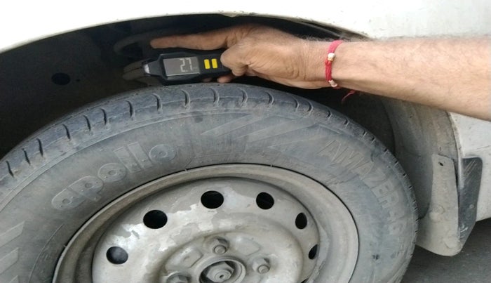 2017 Maruti Wagon R 1.0 LXI CNG, Petrol, Manual, 1,65,268 km, tyre