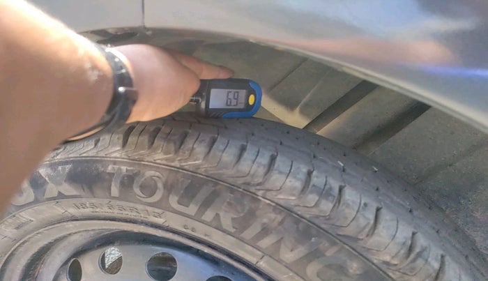 2017 Maruti Ertiga VDI SHVS, Diesel, Manual, 1,12,580 km, tyre