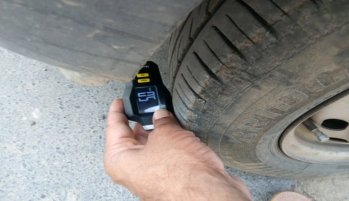 2016 Mahindra Kuv100 K2 PLUS D 6 STR, Diesel, Manual, 39,337 km, tyre