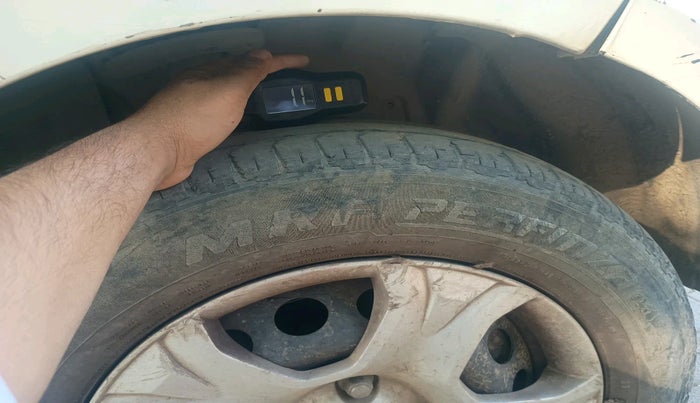 2015 Ford Ecosport TREND 1.5L DIESEL, Diesel, Manual, 2,04,564 km, tyre