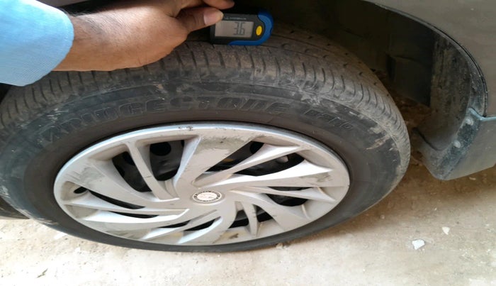 2015 Honda Jazz 1.2L I-VTEC SV, Petrol, Manual, 73,190 km, tyre