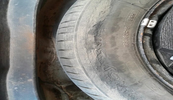 2021 Honda WR-V 1.5L I-DTEC VX MT, Diesel, Manual, 30,887 km, tyre