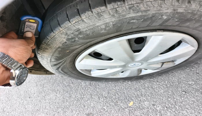 2012 Maruti Swift Dzire LDI, Diesel, Manual, 1,09,362 km, tyre