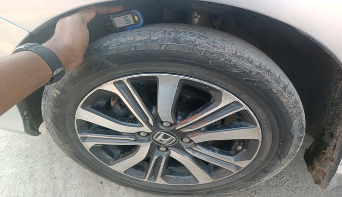 2017 Honda City 1.5L I-VTEC V MT, Petrol, Manual, 1,35,597 km, tyre