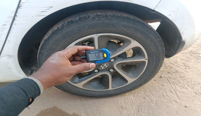 2018 Hyundai Grand i10 ASTA 1.2 KAPPA VTVT, Petrol, Manual, 1,00,323 km, tyre