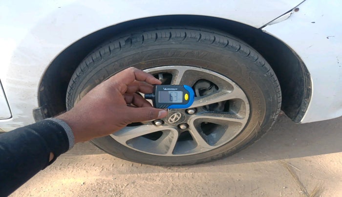 2018 Hyundai Grand i10 ASTA 1.2 KAPPA VTVT, Petrol, Manual, 1,00,323 km, tyre