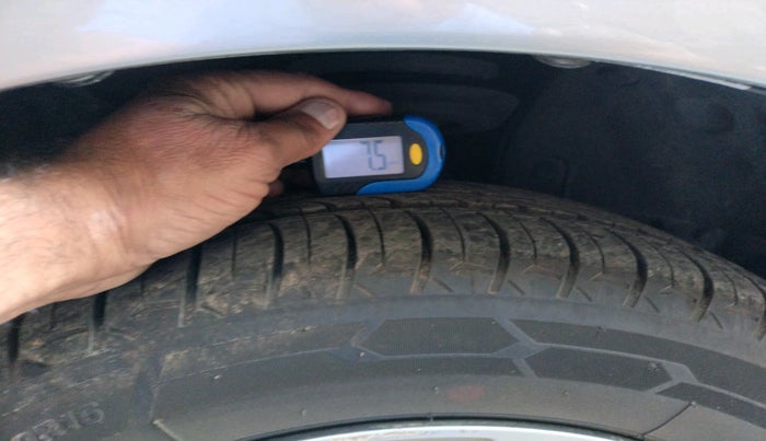 2022 Honda City 1.5L I-VTEC V MT 5TH GEN, Petrol, Manual, 66,337 km, tyre