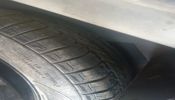 2017 Skoda Rapid 1.6 MPI STYLE PLUS AT, Petrol, Automatic, 69,140 km, tyre