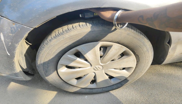 2011 Maruti SX4 VXI CNG, Petrol, Manual, 80,153 km, tyre