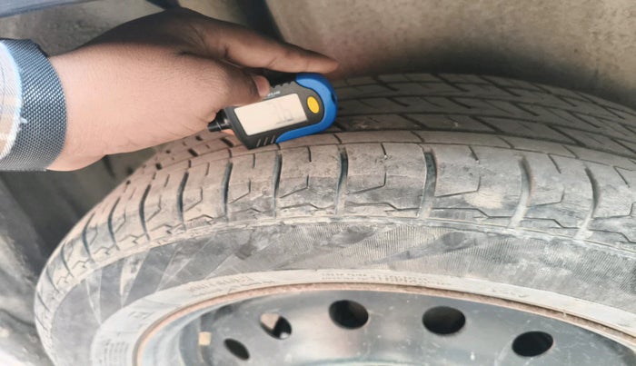 2023 Maruti Grand Vitara SIGMA SMART HYBRID, Petrol, Manual, 64,432 km, tyre