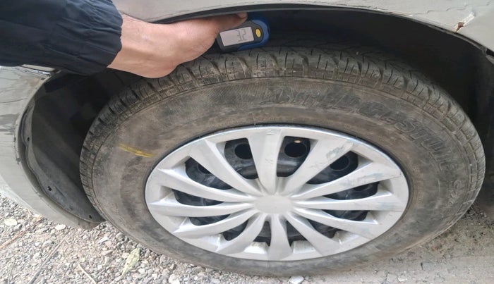 2011 Maruti Swift Dzire VXI, Petrol, Manual, 1,05,739 km, tyre