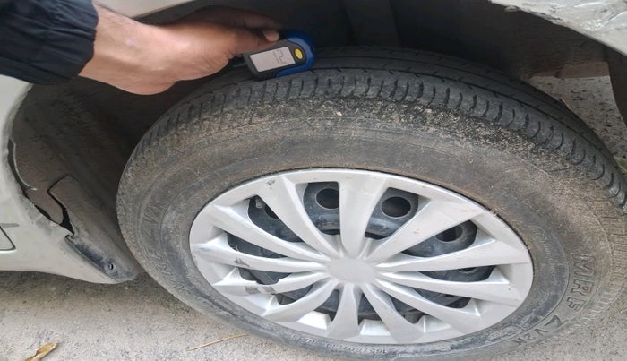 2011 Maruti Swift Dzire VXI, Petrol, Manual, 1,05,739 km, tyre