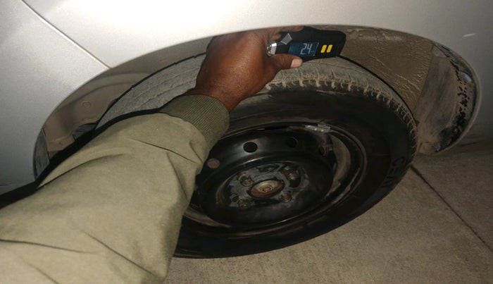 2014 Maruti Alto 800 LXI, Petrol, Manual, 26,941 km, tyre