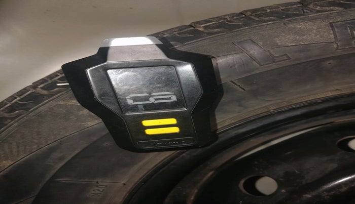 2014 Maruti Alto 800 LXI, Petrol, Manual, 26,941 km, tyre