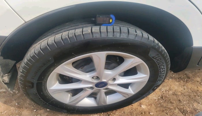 2020 Ford Ecosport TITANIUM 1.5L DIESEL, Diesel, Manual, 63,873 km, tyre