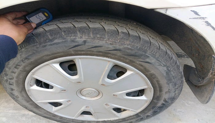 2012 Ford Classic 1.6 DURATEC CLXI, Petrol, Manual, 47,574 km, tyre