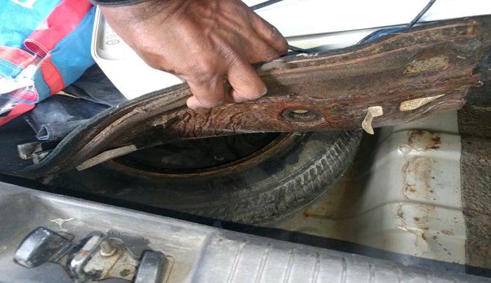 2012 Hyundai i20 SPORTZ 1.4 AT, Petrol, Automatic, 8,00,001 km, tyre