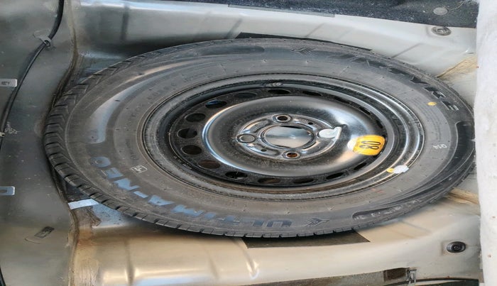 2020 Tata Tiago XT PETROL, Petrol, Manual, 23,521 km, tyre