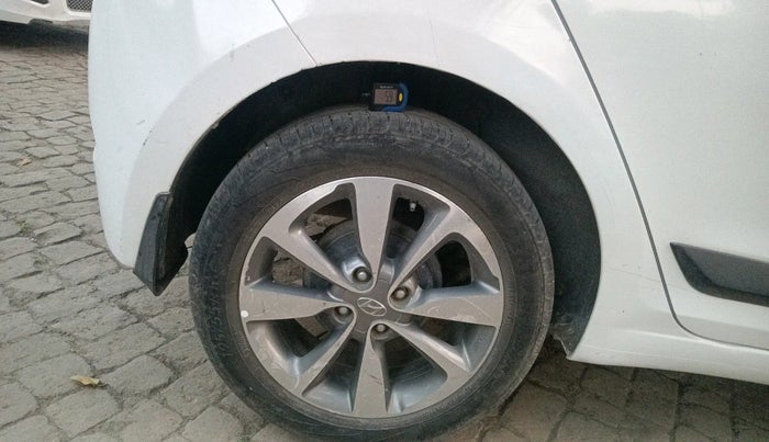 2015 Hyundai Elite i20 SPORTZ 1.4 CRDI, Diesel, Manual, 79,732 km, tyre