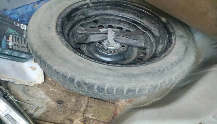 2015 Honda City 1.5L I-VTEC VX CVT, Petrol, Automatic, 1,38,082 km, tyre