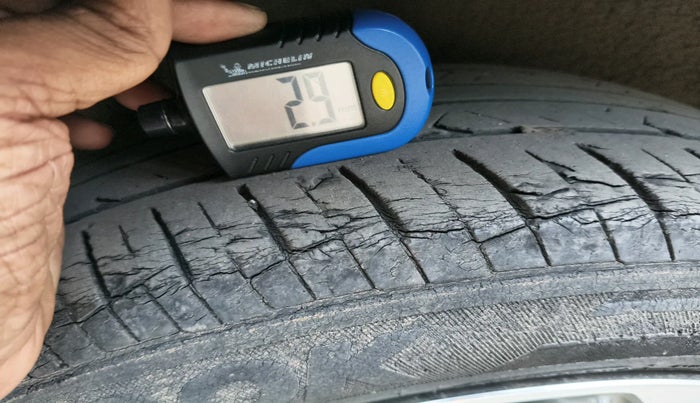 2017 Hyundai Verna 1.6 CRDI SX (O), Diesel, Manual, 43,872 km, tyre