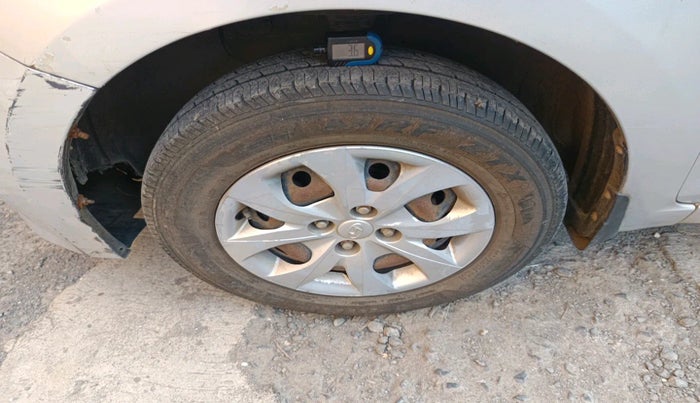 2017 Hyundai Elite i20 MAGNA EXECUTIVE 1.2, Petrol, Manual, 87,874 km, tyre