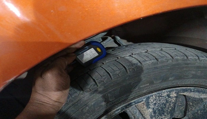 2015 Maruti Alto K10 VXI, Petrol, Manual, 1,06,936 km, tyre