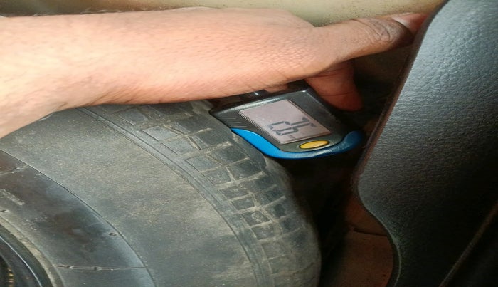 2014 Maruti Swift Dzire VXI, Petrol, Manual, 87,863 km, tyre