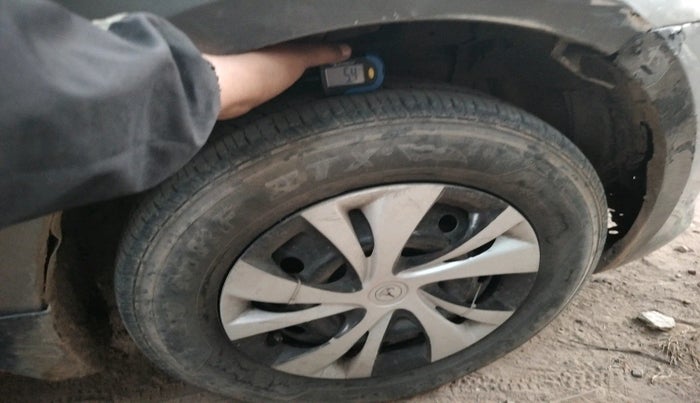 2013 Maruti Swift Dzire VDI, Diesel, Manual, 95,866 km, tyre