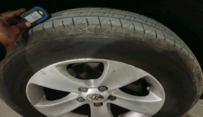 2013 Skoda Yeti ACTIVE 2.0 TDI CR 4X2, Diesel, Manual, 1,00,432 km, tyre