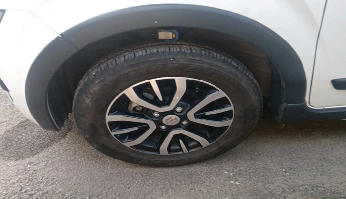 2025 Maruti WAGON R MAV VX, Petrol, Manual, 6,844 km, tyre