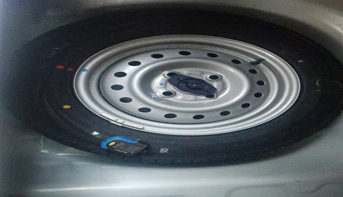 2025 Maruti WAGON R MAV VX, Petrol, Manual, 6,844 km, tyre