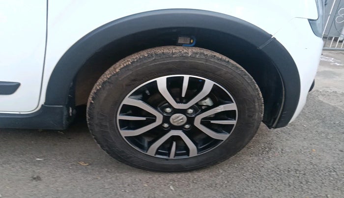 2025 Maruti WAGON R MAV VX, Petrol, Manual, 6,844 km, tyre