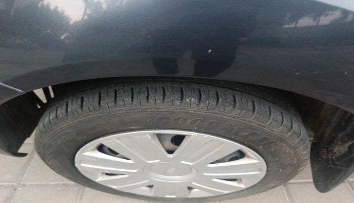 2011 Ford Figo EXI 1.2 PETROL, Petrol, Manual, 67,882 km, tyre