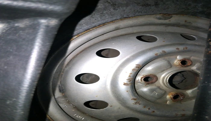 2014 Maruti Wagon R 1.0 LXI CNG, Petrol, Manual, 86,664 km, tyre