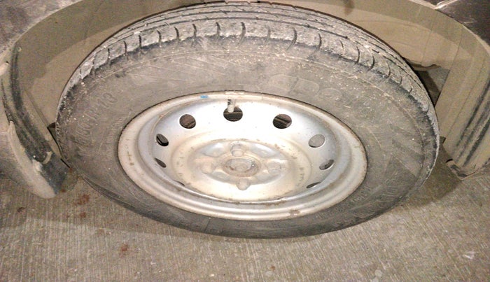 2014 Maruti Wagon R 1.0 LXI CNG, Petrol, Manual, 86,664 km, tyre