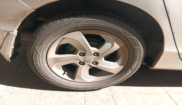 2014 Honda City 1.5L I-VTEC V MT, Petrol, Manual, 50,611 km, tyre