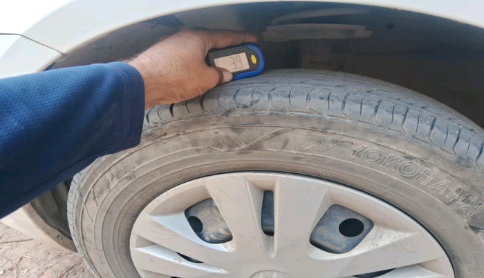 2014 Maruti Swift Dzire VXI, Petrol, Manual, 95,696 km, tyre