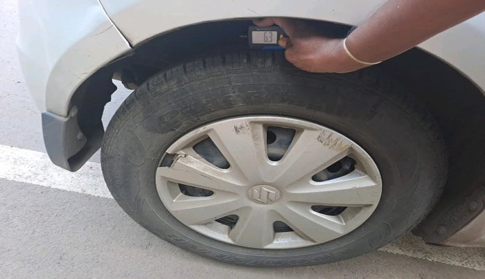 2010 Maruti Swift VXI, Petrol, Manual, 59,366 km, tyre