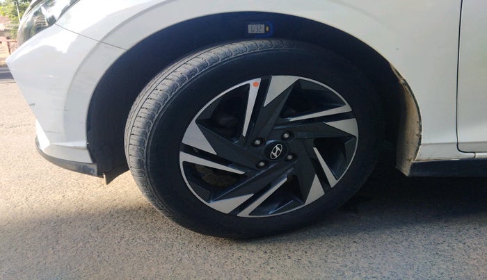 2021 Hyundai NEW I20 ASTA (O) 1.0 TURBO GDI DCT, Petrol, Automatic, 30,815 km, tyre