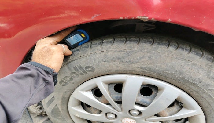 2012 Hyundai i10 MAGNA 1.2, Petrol, Manual, 60,550 km, tyre