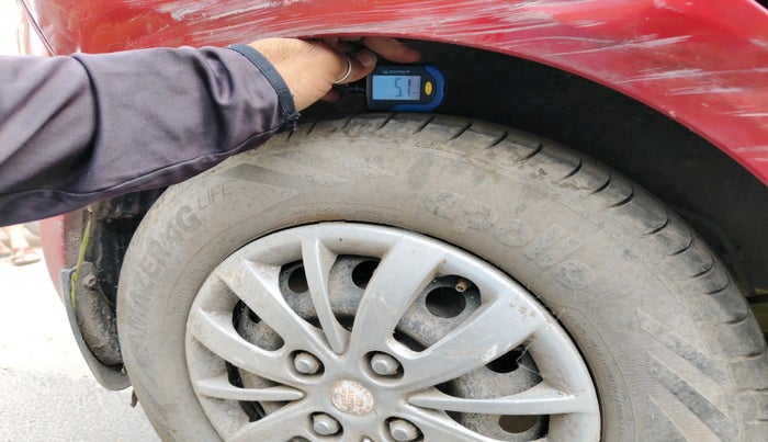 2012 Hyundai i10 MAGNA 1.2, Petrol, Manual, 60,550 km, tyre