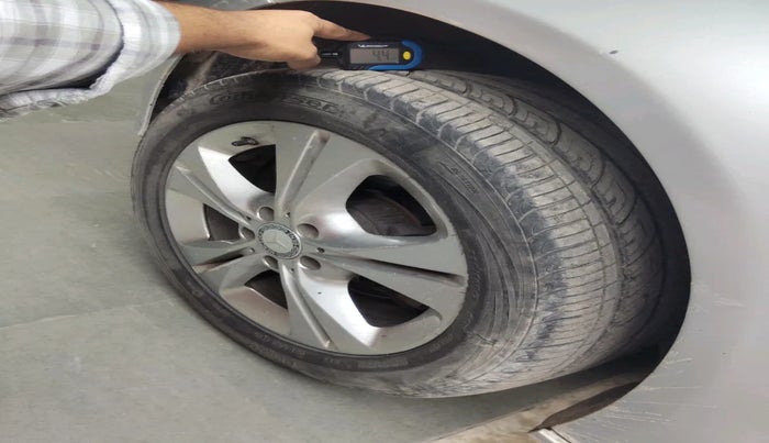 2014 Mercedes Benz C Class C 200 AVANTGARDE, Petrol, Automatic, 79,193 km, tyre