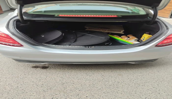 2014 Mercedes Benz C Class C 200 AVANTGARDE, Petrol, Automatic, 79,193 km, tyre