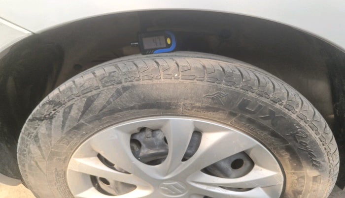 2024 Maruti Swift VXI, Petrol, Manual, 13,859 km, tyre