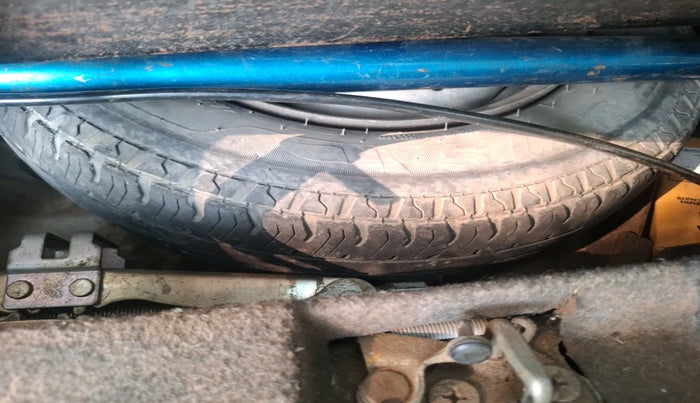 2011 Maruti Alto LXI, Petrol, Manual, 95,517 km, tyre