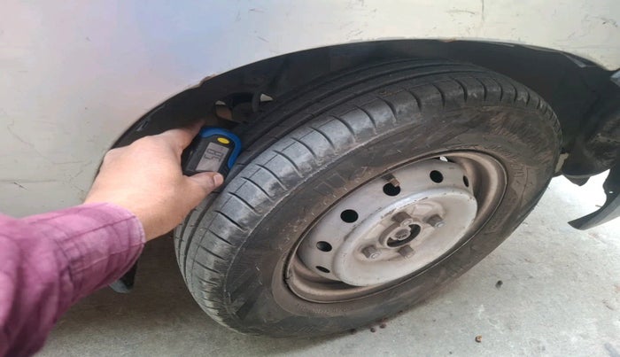 2011 Maruti Alto LXI, Petrol, Manual, 95,517 km, tyre