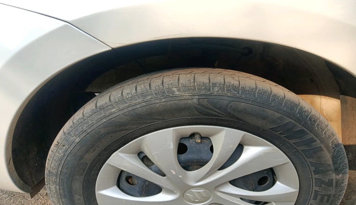 2019 Maruti Swift VXI, Petrol, Manual, 1,16,986 km, tyre