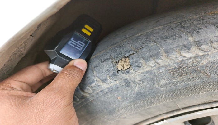 2014 Maruti Swift Dzire TOUR DIESEL, Diesel, Manual, 1,84,090 km, tyre