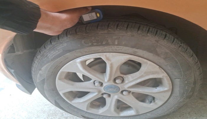 2015 Ford New Figo TITANIUM1.5 DIESEL, Diesel, Manual, 1,21,133 km, tyre